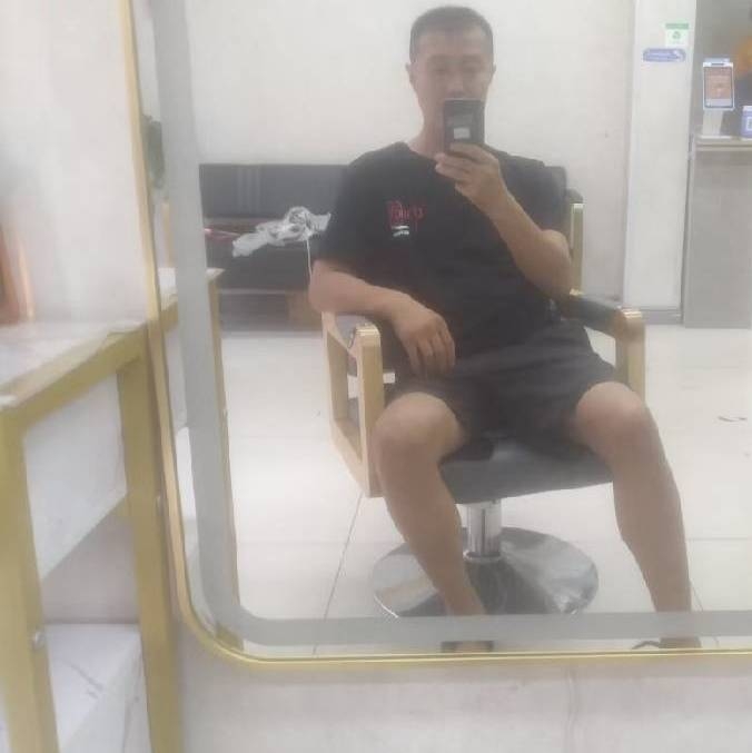 闫杰的第一张照片--南宁相亲服务中心