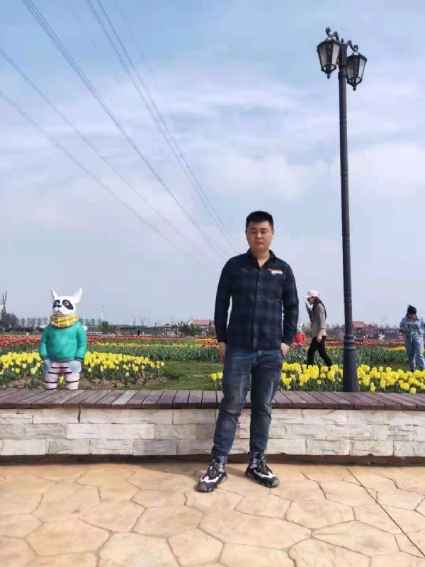 海阔天空的第一张照片--南宁相亲服务中心