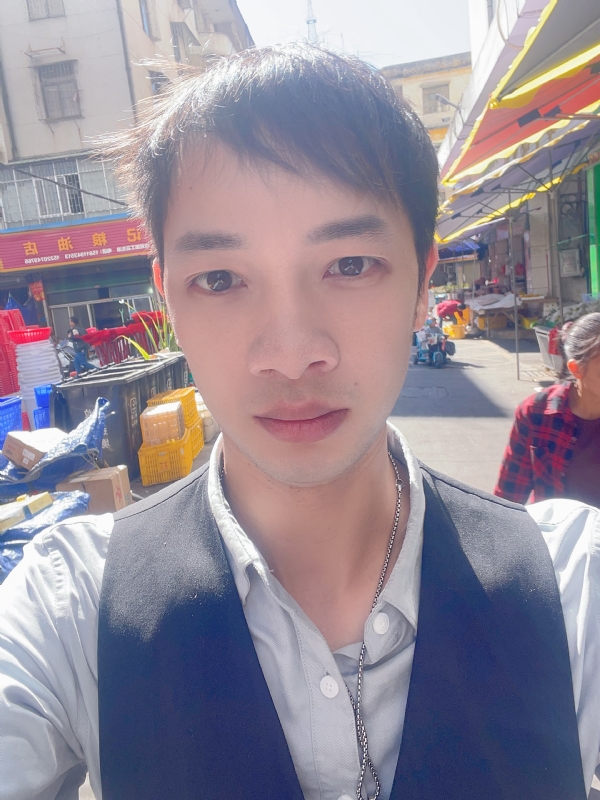 zengwanyou1995的第一张照片--南宁相亲服务中心