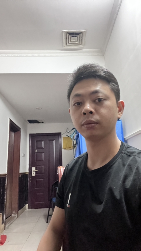 飞天猪的第一张照片--南宁相亲服务中心