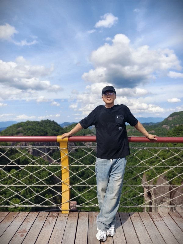 我心飞翔cjb的第一张照片--南宁相亲服务中心