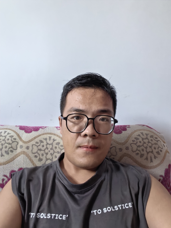 卫TF的第四张照片--南宁相亲服务中心