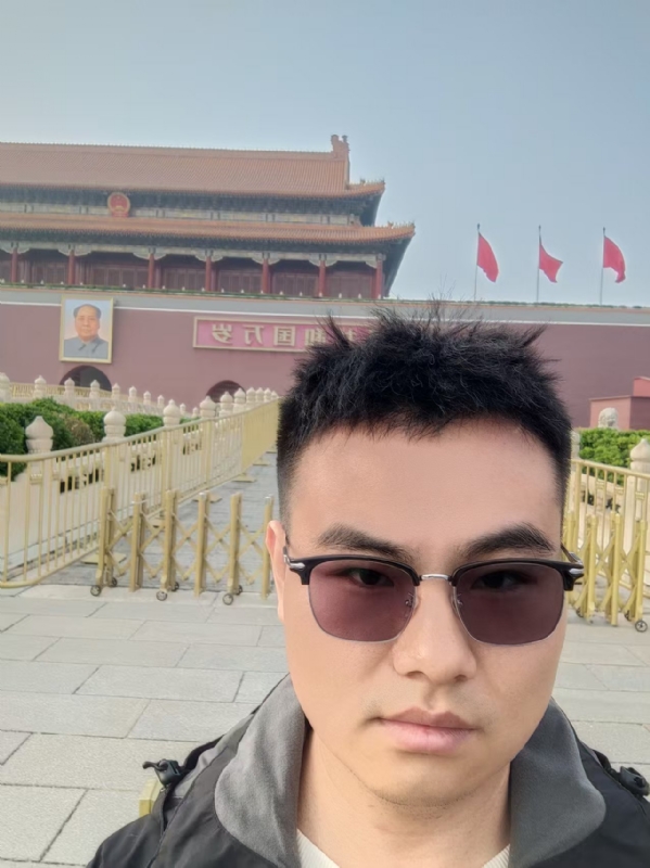 喧嚣的风的第一张照片--南宁相亲服务中心