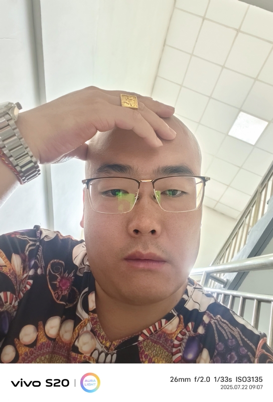 一生诺言的第五张照片--南宁相亲服务中心