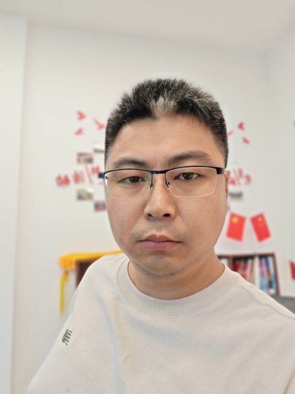 苦海寻舟的第一张照片--南宁相亲服务中心