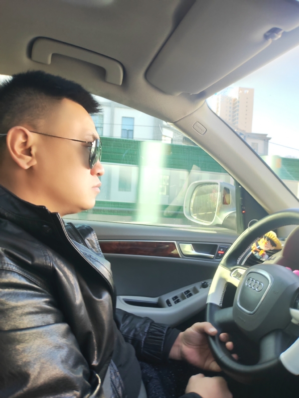 Mr陈的第一张照片--南宁相亲服务中心