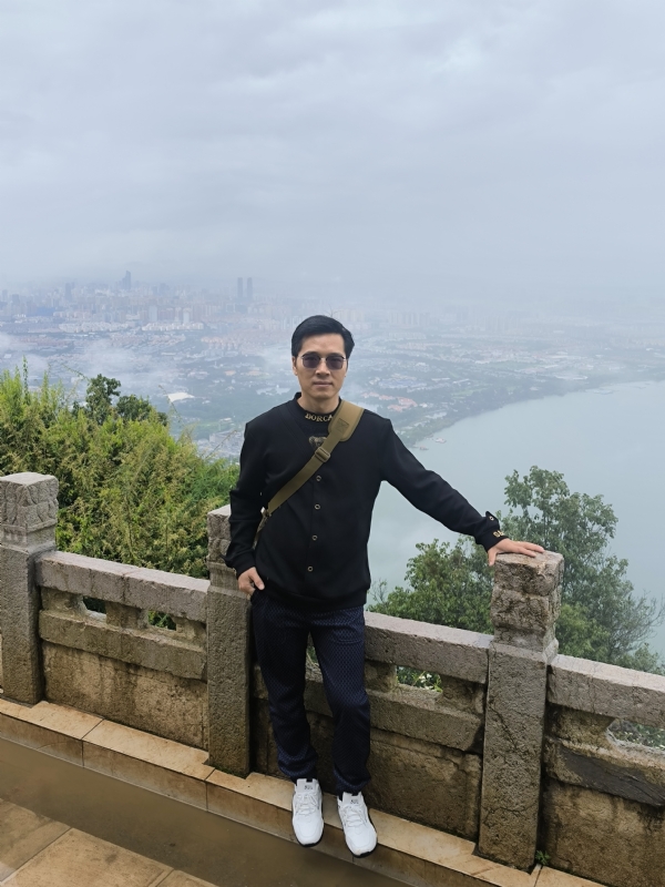 千年老妖的第二张照片--南宁相亲服务中心