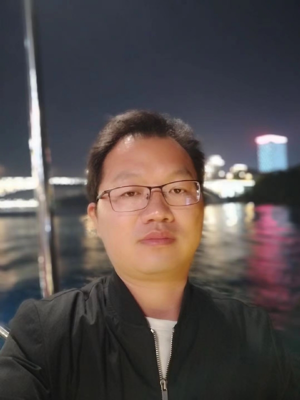 祝你平安的第一张照片--南宁相亲服务中心