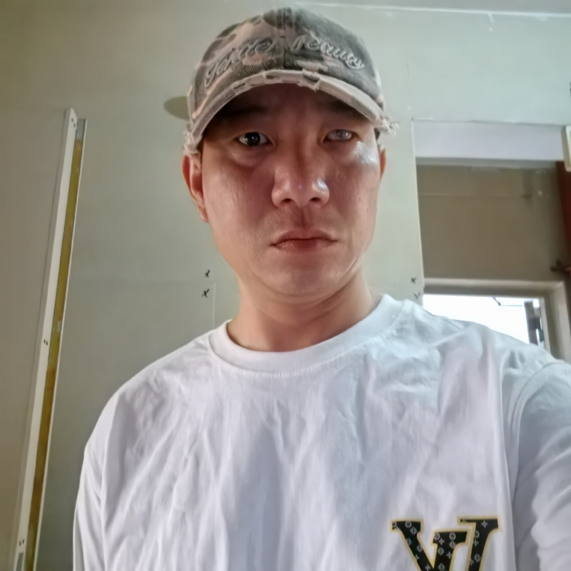 小心做人的第一张照片--南宁相亲服务中心