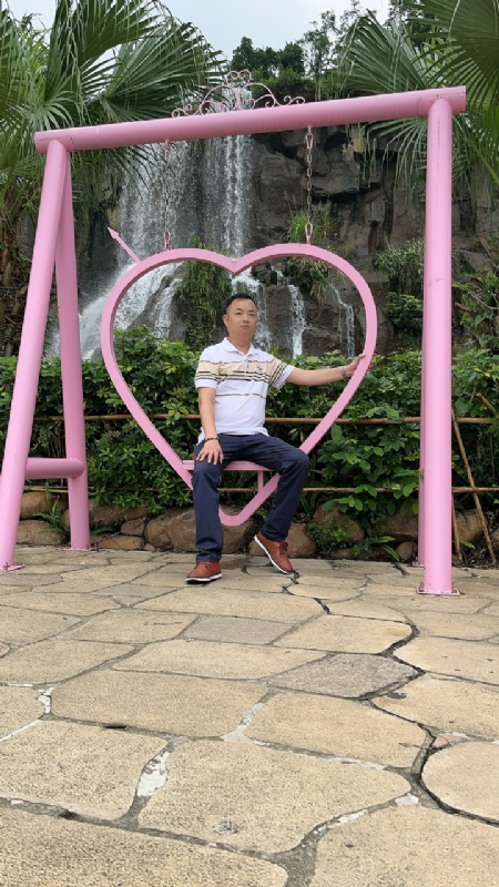 zhaofuwu的第三张照片--南宁相亲服务中心