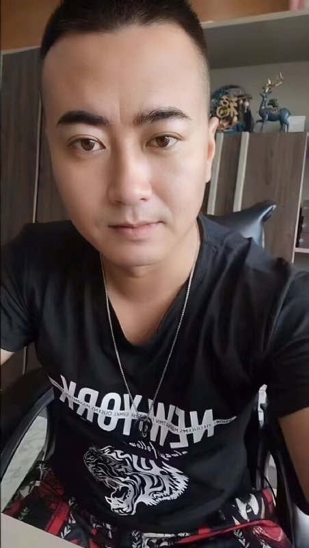 Luck耀的第一张照片--南宁相亲服务中心