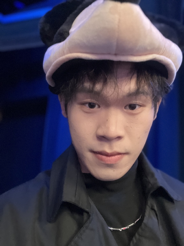 自律的杰的第一张照片--南宁相亲服务中心