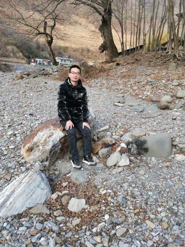 众里寻她的第一张照片--南宁相亲服务中心