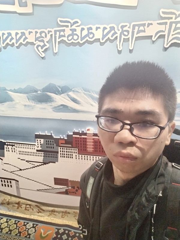 寻找幸福的第一张照片--南宁相亲服务中心