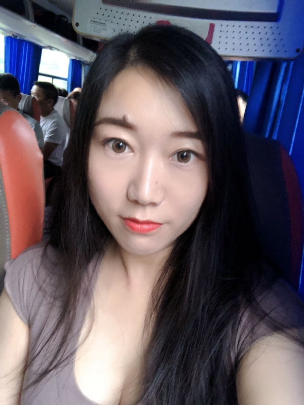 杨杨的第一张照片--南宁相亲服务中心