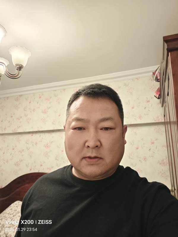 峰哥的第一张照片--南宁相亲服务中心