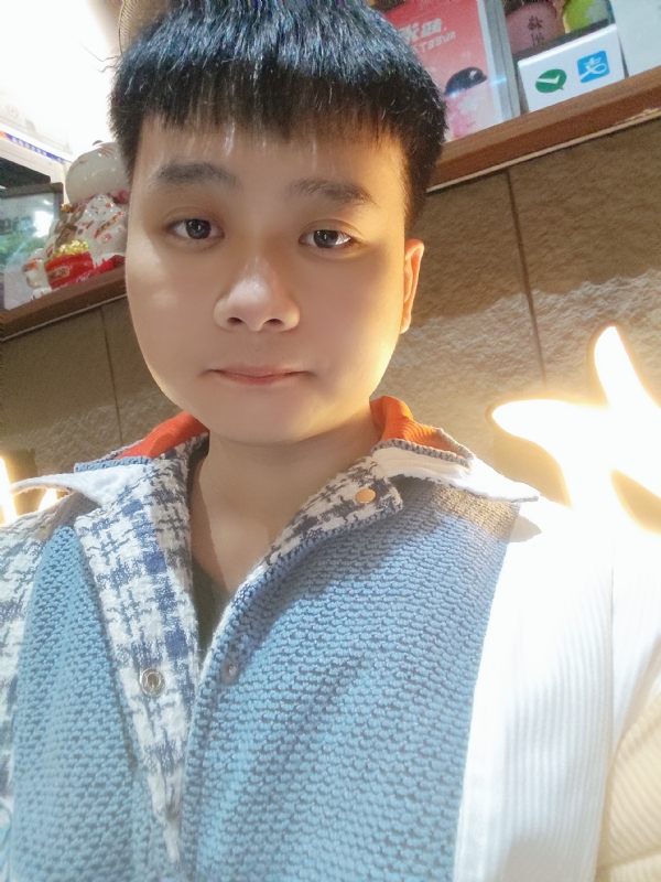 侯侯的第一张照片--南宁相亲服务中心