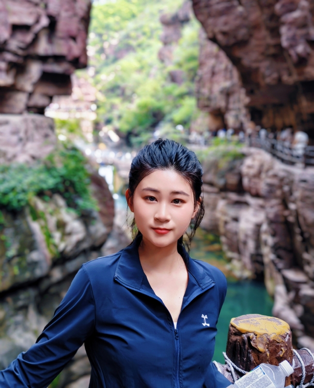 小S的第二张照片--南宁相亲服务中心