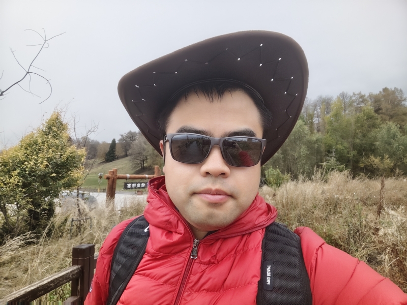 欢乐的笑的第一张照片--南宁相亲服务中心